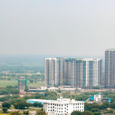 Benefits of Investing In Commercial Properties in Dwarka for NRIs