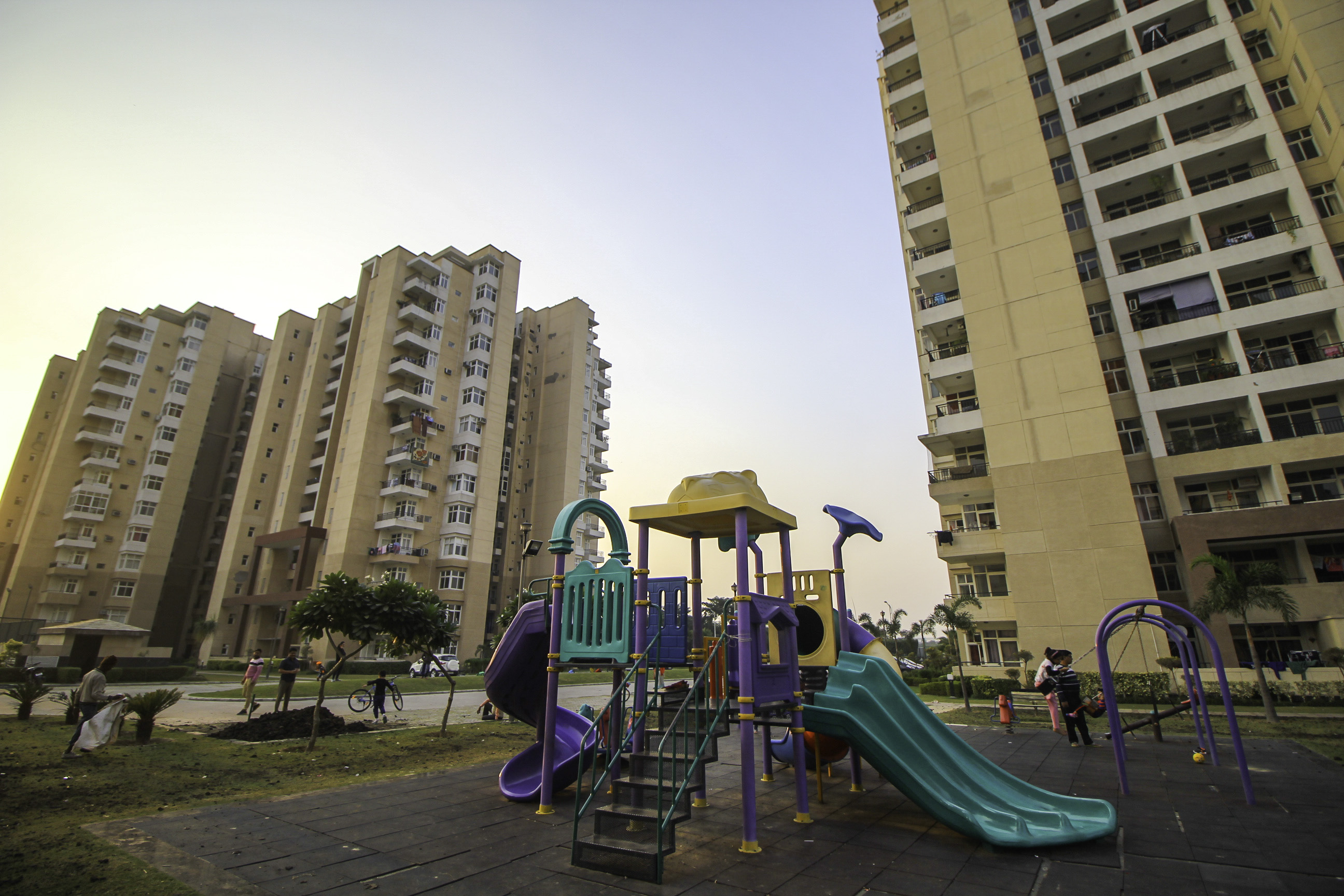 Flats in Greater Noida 2 BHK, 3 BHK flats in Greater Noida Omaxe